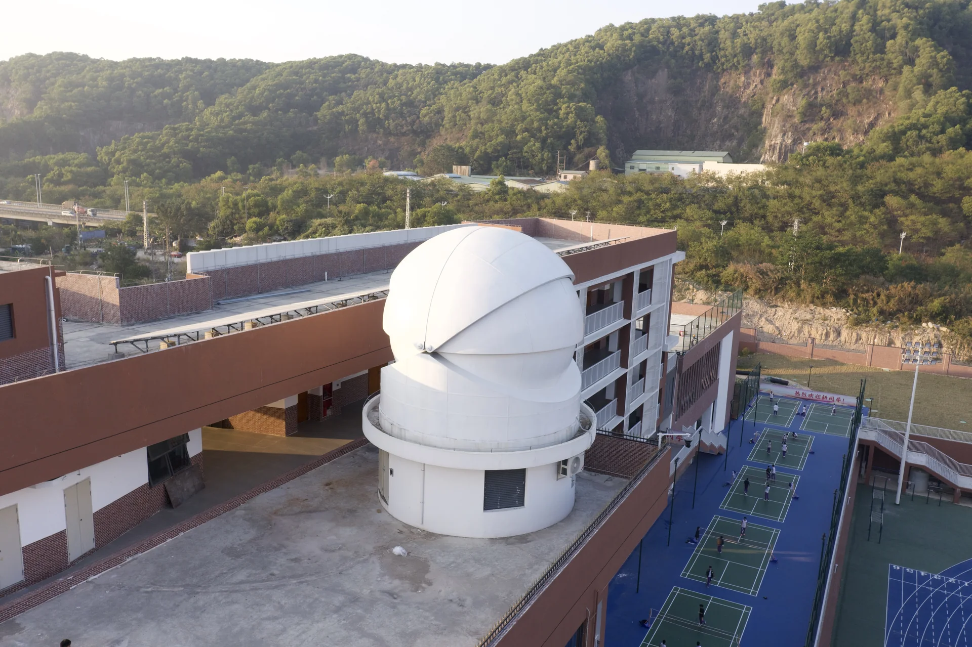 天文台建设与维护项目图